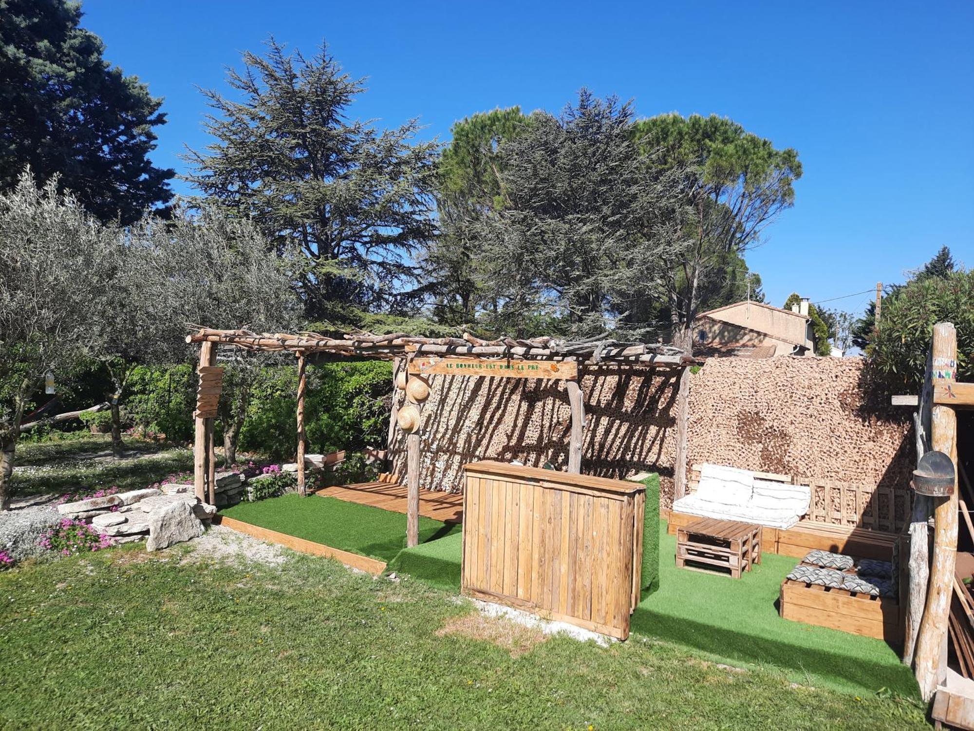 Mas" La Maison De Mon Pere " Proche Avignon A Pujaut Luaran gambar